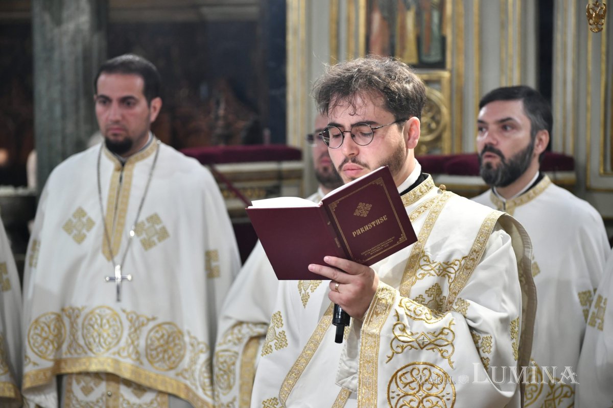 Revederea promoției 2003 a Facultății de Teologie Ortodoxă din București 257640