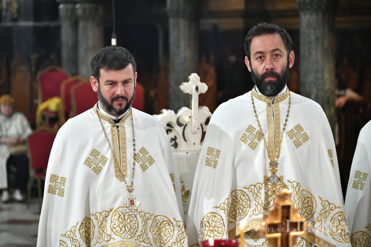 Revederea promoției 2003 a Facultății de Teologie Ortodoxă din București 257641