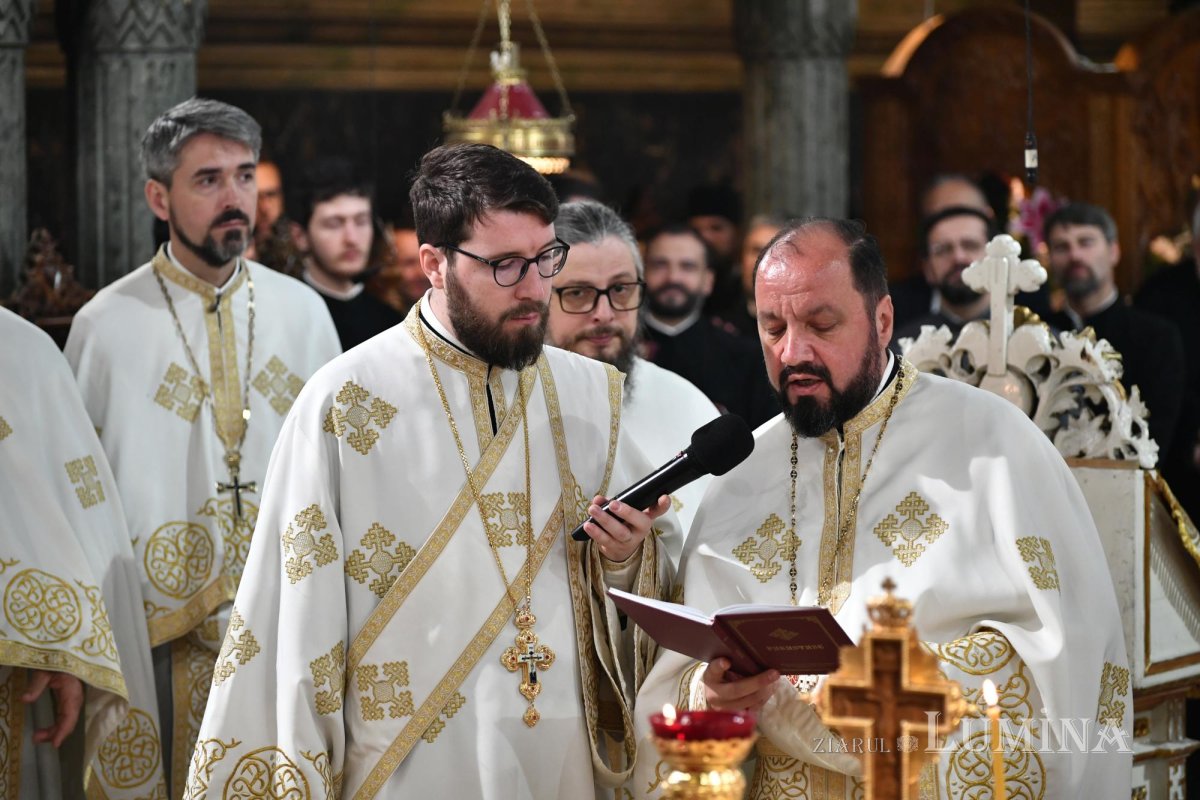 Revederea promoției 2003 a Facultății de Teologie Ortodoxă din București 257645