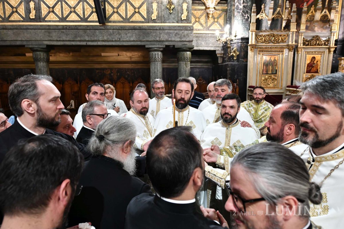 Revederea promoției 2003 a Facultății de Teologie Ortodoxă din București 257652