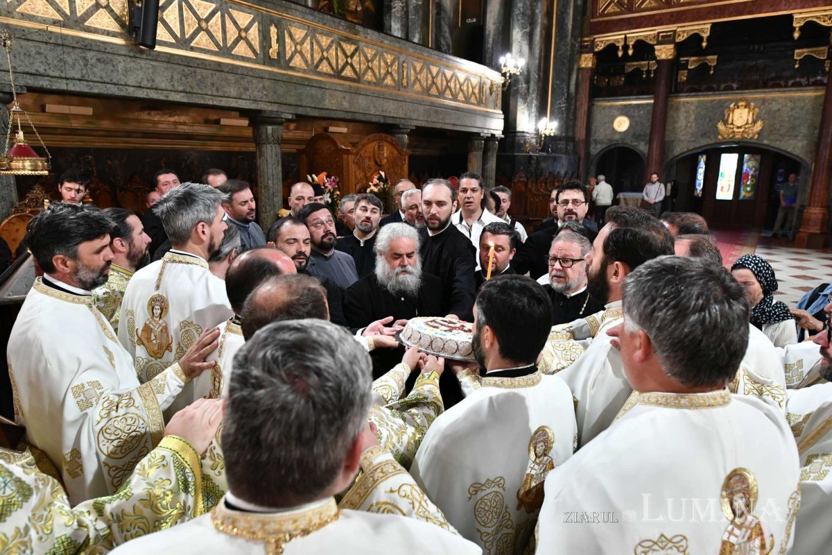 Revederea promoției 2003 a Facultății de Teologie Ortodoxă din București 257653