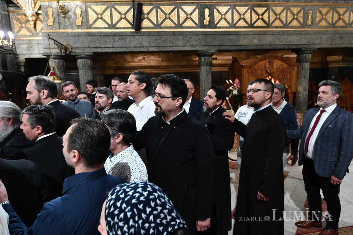 Revederea promoției 2003 a Facultății de Teologie Ortodoxă din București 257657