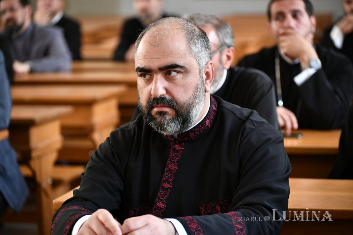 Revederea promoției 2003 a Facultății de Teologie Ortodoxă din București 257677