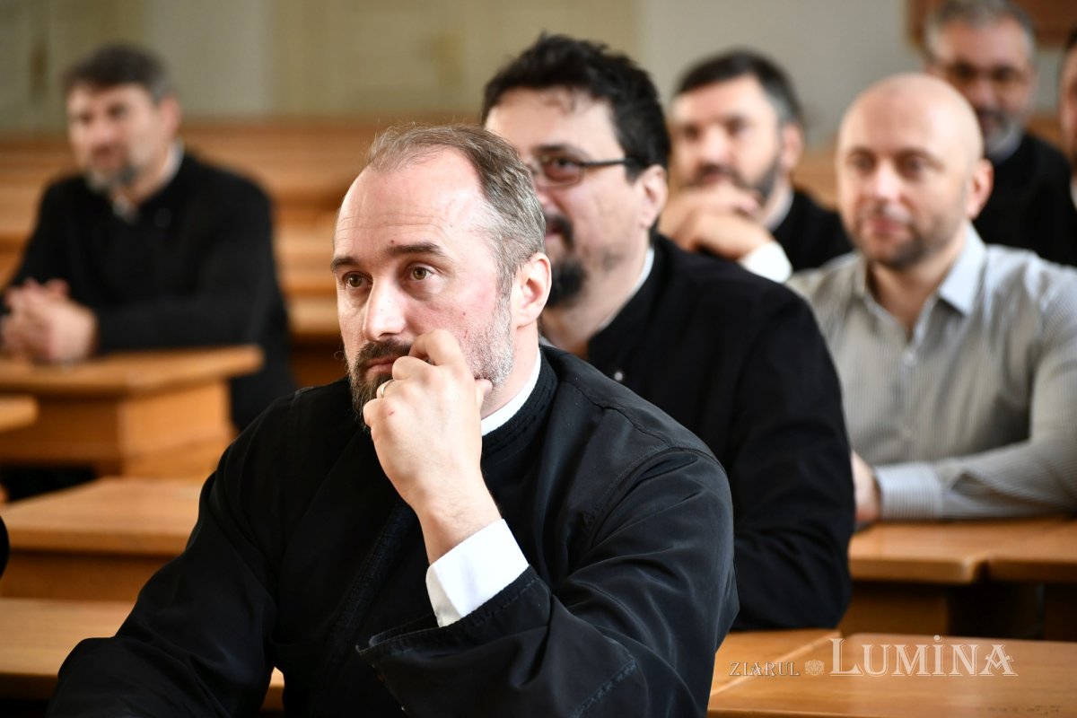 Revederea promoției 2003 a Facultății de Teologie Ortodoxă din București 257678