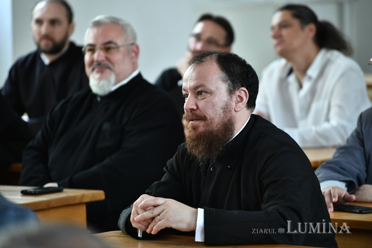 Revederea promoției 2003 a Facultății de Teologie Ortodoxă din București 257685