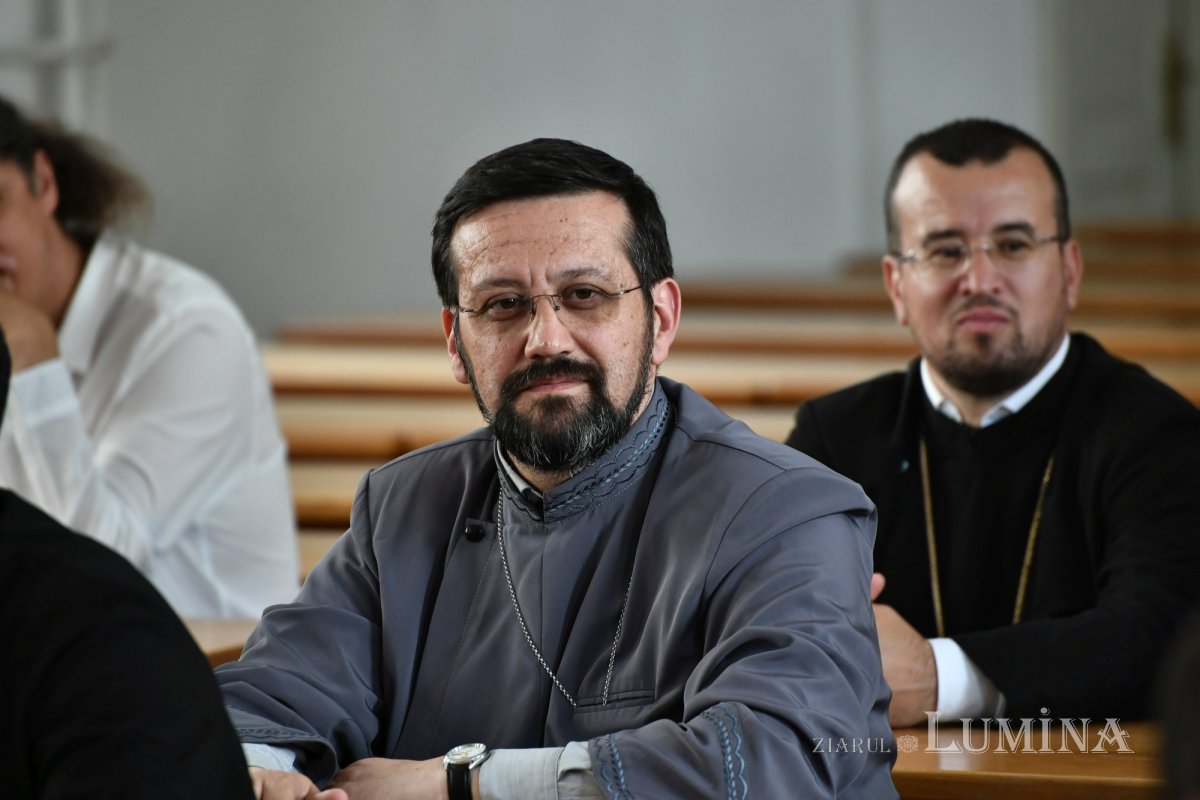 Revederea promoției 2003 a Facultății de Teologie Ortodoxă din București 257686