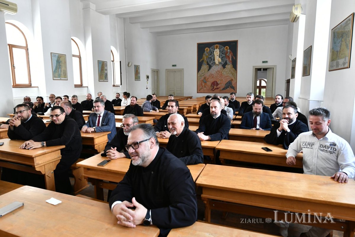 Revederea promoției 2003 a Facultății de Teologie Ortodoxă din București 257692