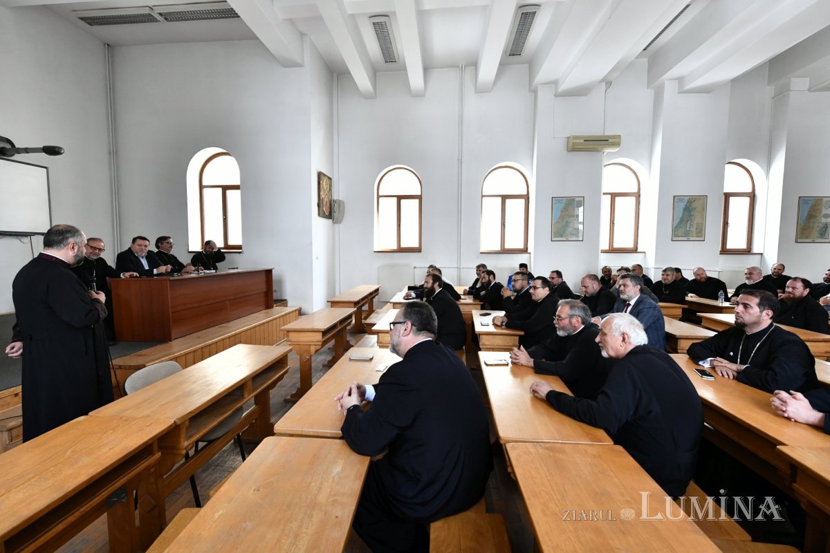 Revederea promoției 2003 a Facultății de Teologie Ortodoxă din București 257693