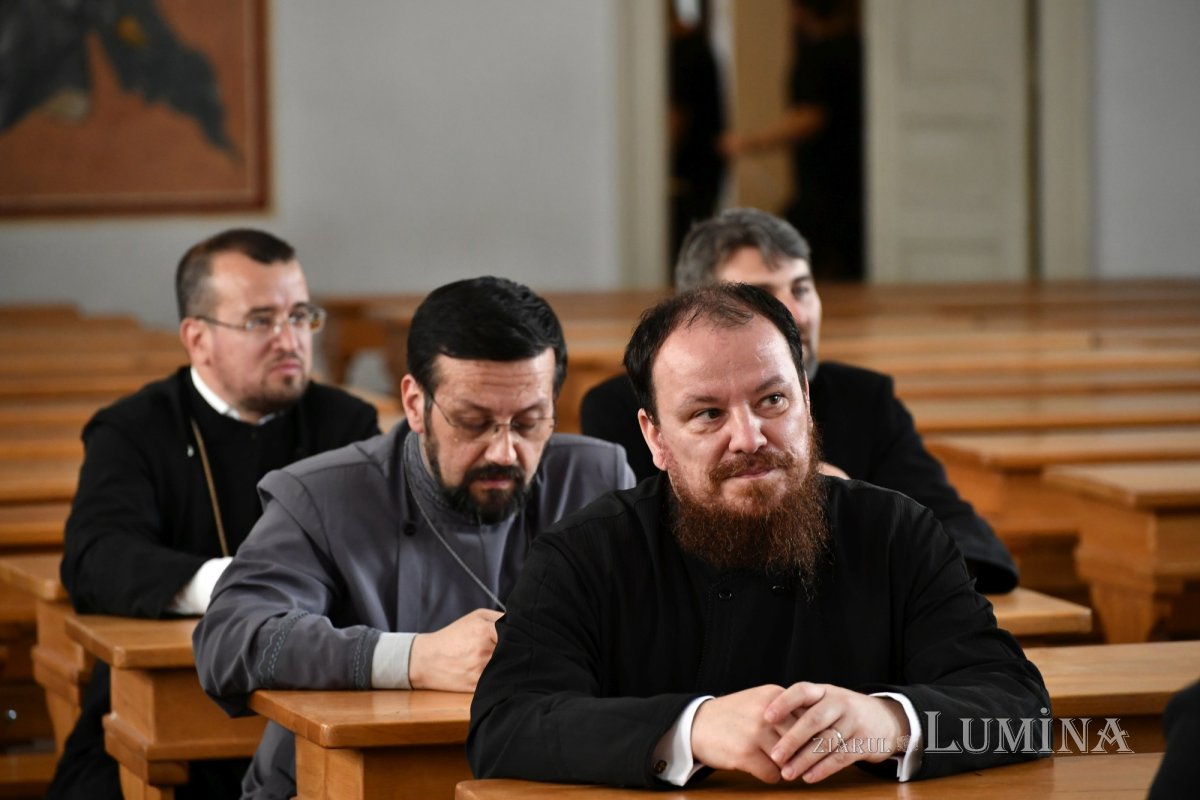 Revederea promoției 2003 a Facultății de Teologie Ortodoxă din București 257696