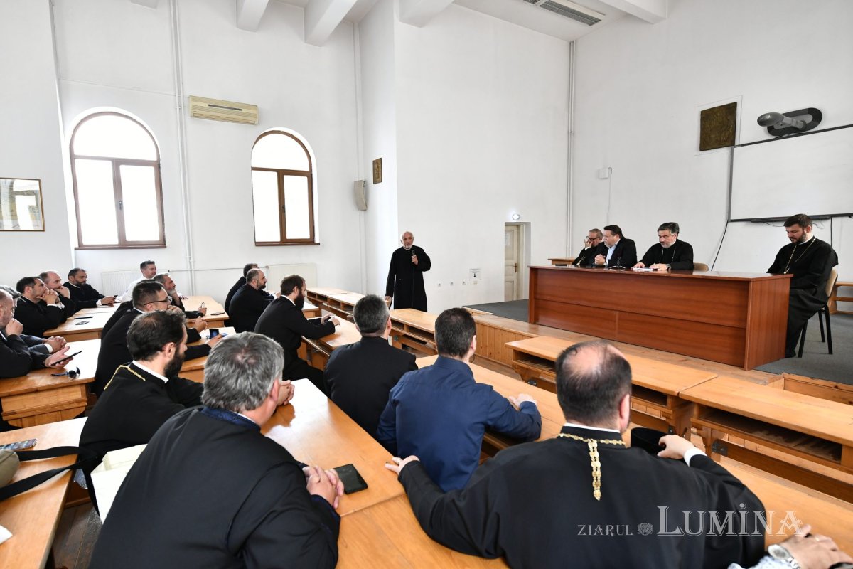 Revederea promoției 2003 a Facultății de Teologie Ortodoxă din București 257700