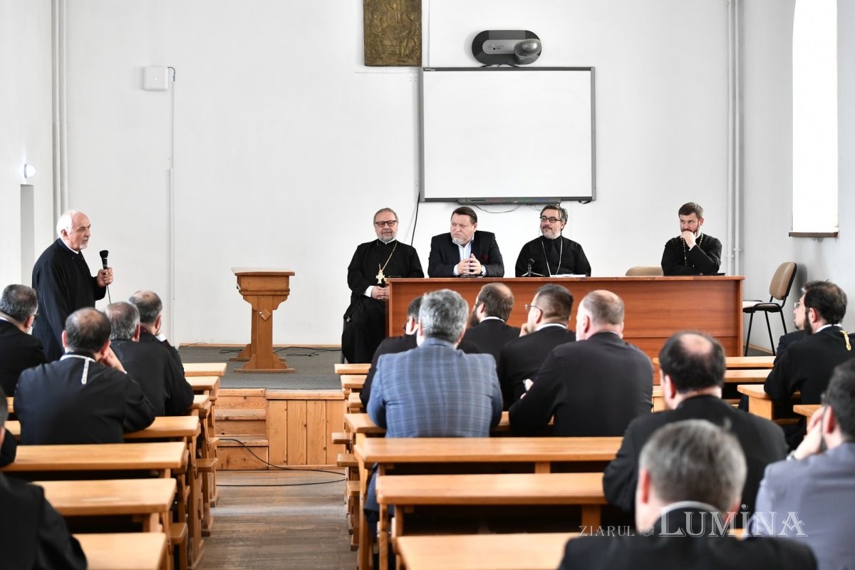 Revederea promoției 2003 a Facultății de Teologie Ortodoxă din București 257706