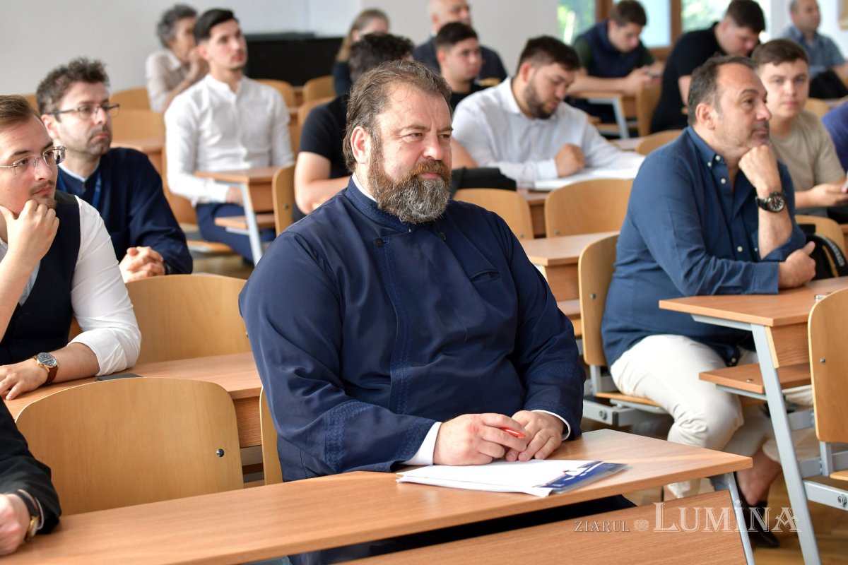 Colocviu Național de Teologie Dogmatică la Facultatea „Justinian Patriarhul” 257829