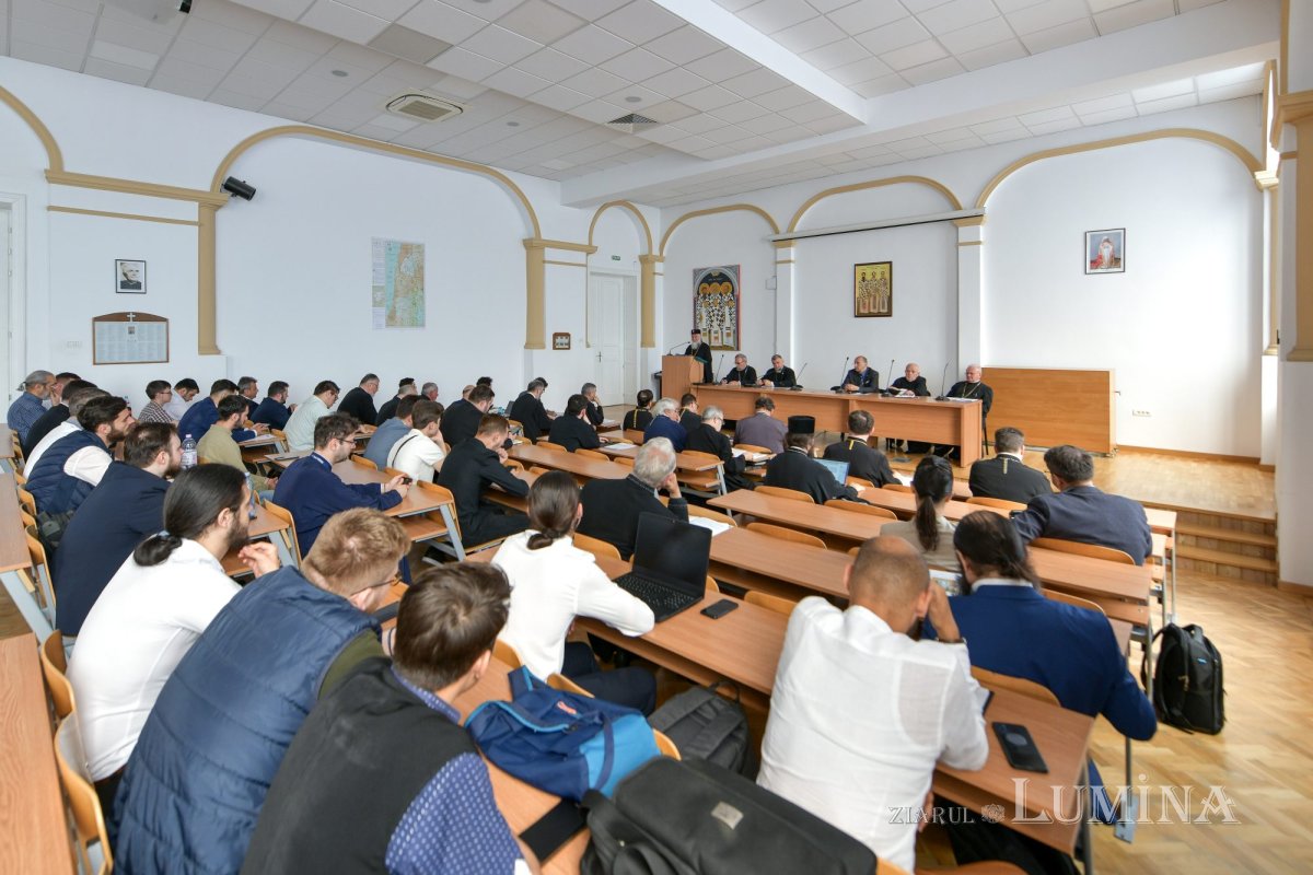Colocviu Național de Teologie Dogmatică la Facultatea „Justinian Patriarhul” 257836