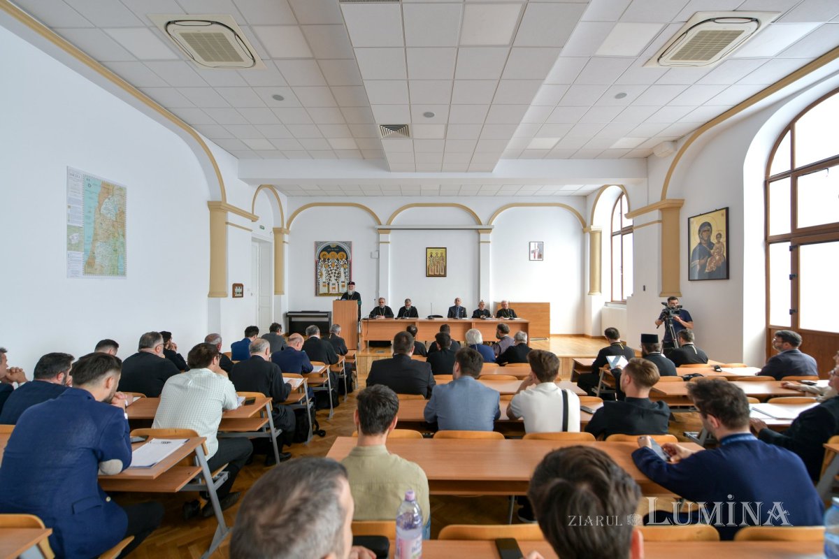 Colocviu Național de Teologie Dogmatică la Facultatea „Justinian Patriarhul” 257837