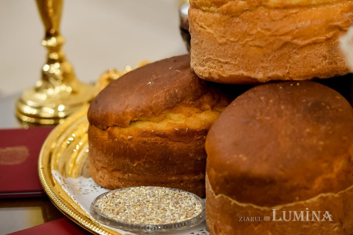 Pregătire duhovnicească pentru cinstirea Sfinților Apostoli Petru și Pavel  257873