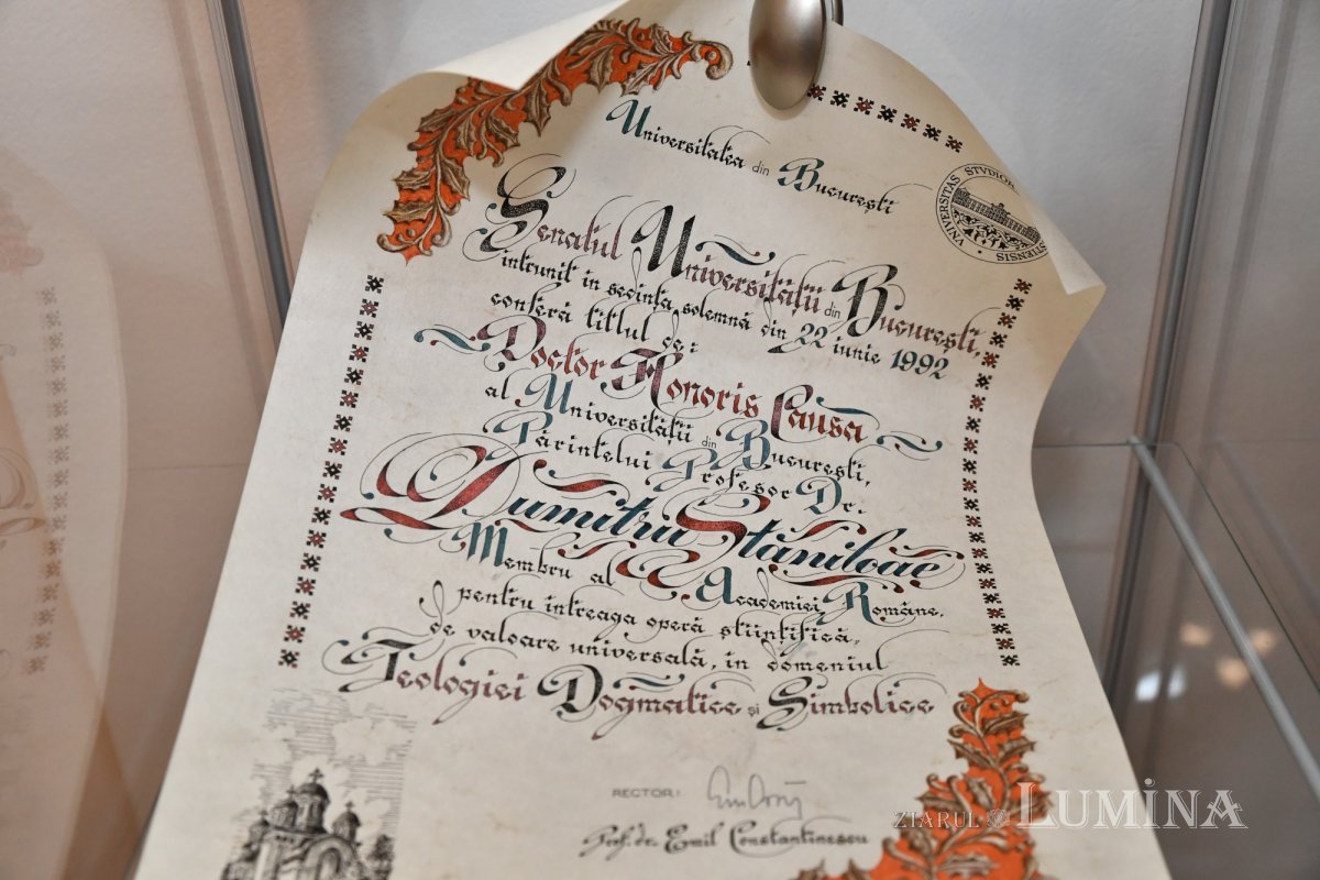 Vizită la muzeul dedicat părintelui Dumitru Stăniloae din Bucureşti 257936