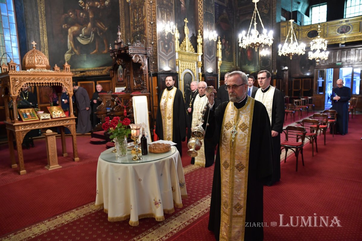 Vizită la muzeul dedicat părintelui Dumitru Stăniloae din Bucureşti 257956