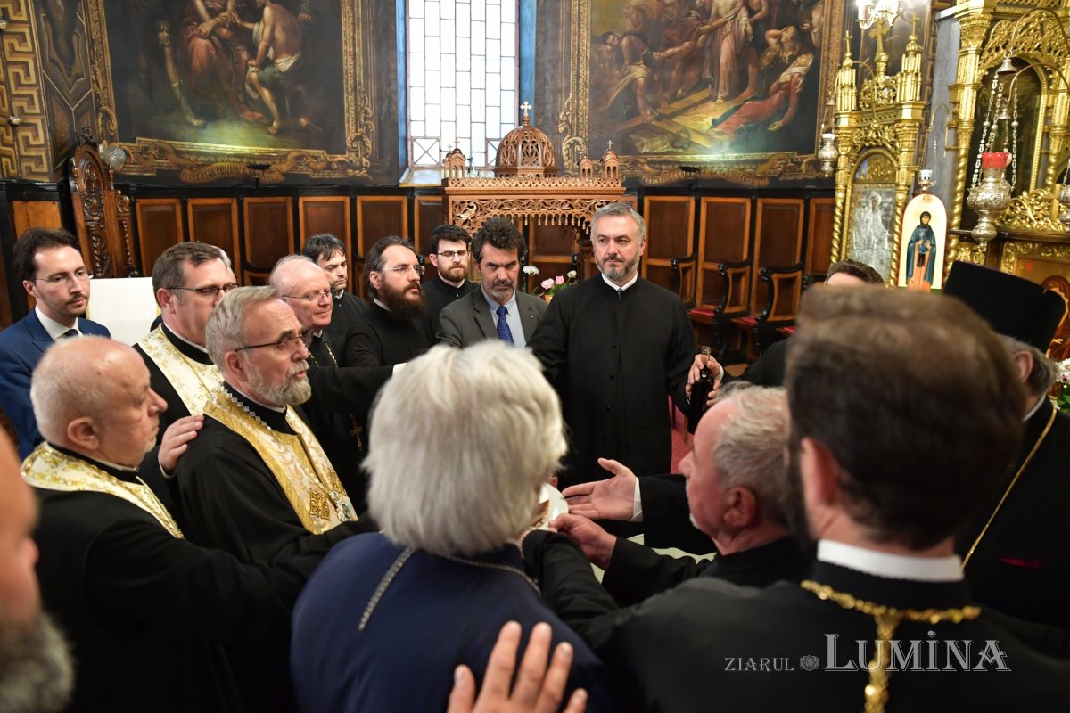 Vizită la muzeul dedicat părintelui Dumitru Stăniloae din Bucureşti 257965