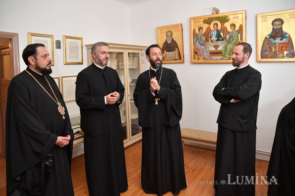 Vizită la muzeul dedicat părintelui Dumitru Stăniloae din Bucureşti 257974