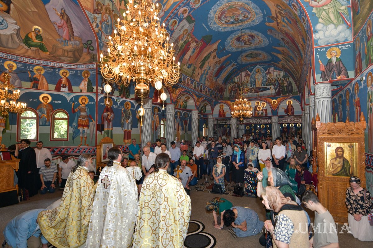 „Domnul Iisus Hristos formează apostoli pentru sfințirea neamurilor” 258816