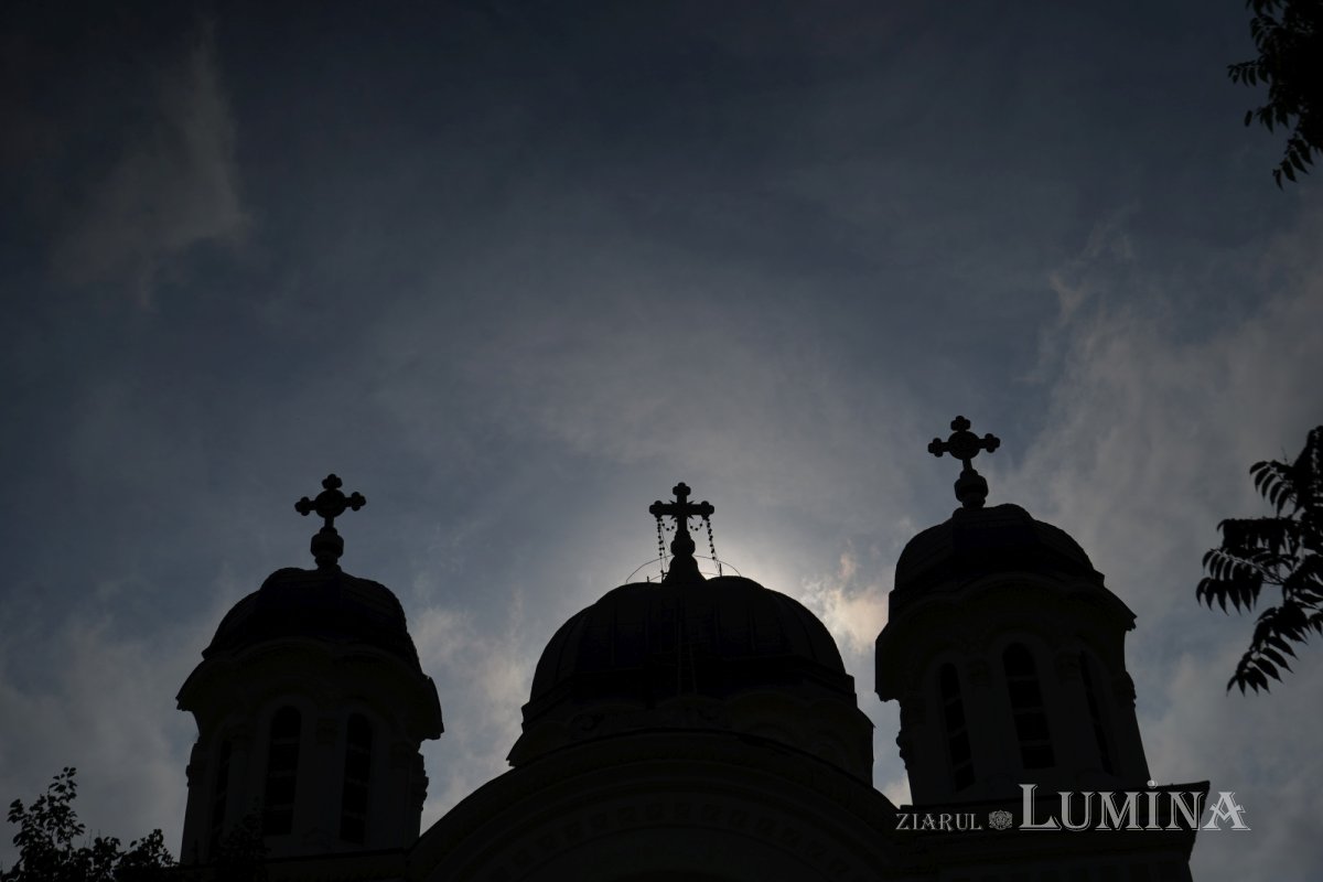 Sfântul Dionisie Erhan, prezent prin moaștele sale într‑o parohie din București 258863