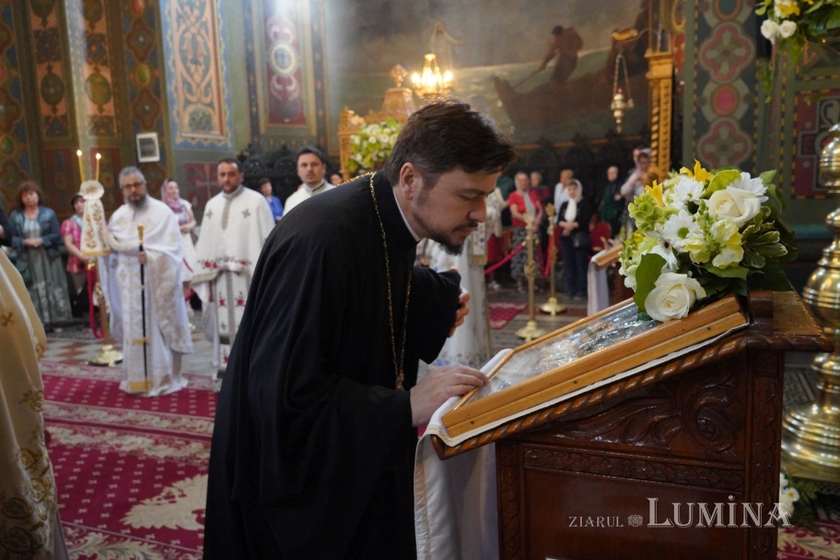 Sfântul Dionisie Erhan, prezent prin moaștele sale într‑o parohie din București 258881