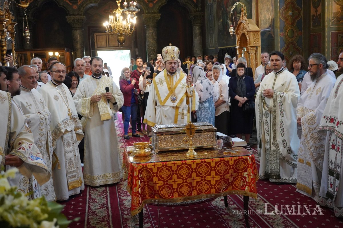 Sfântul Dionisie Erhan, prezent prin moaștele sale într‑o parohie din București 258889