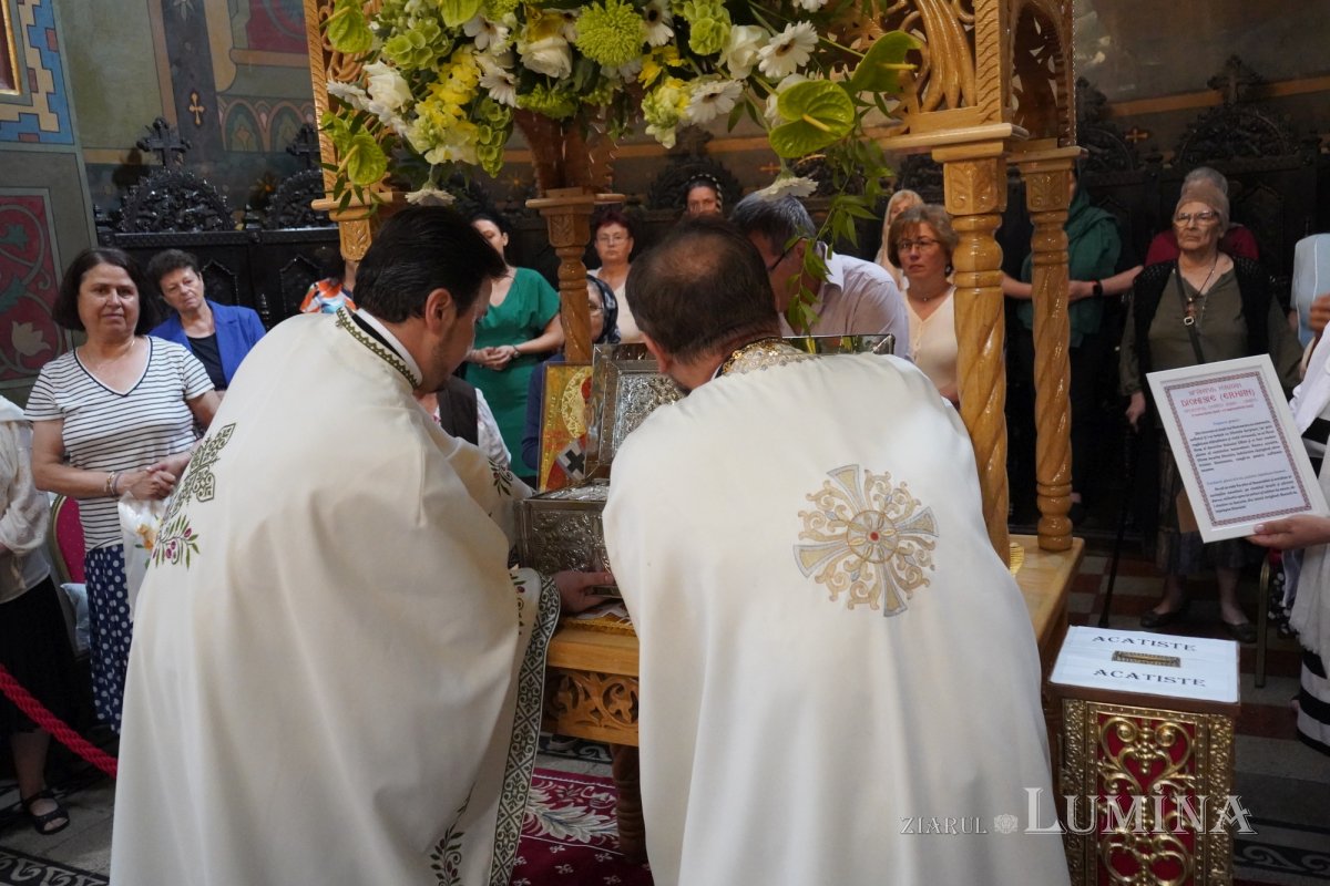 Sfântul Dionisie Erhan, prezent prin moaștele sale într‑o parohie din București 258898