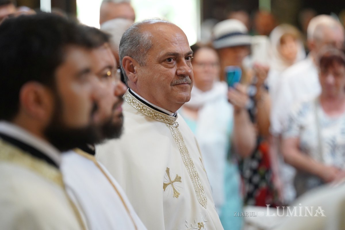 Sfântul Dionisie Erhan, prezent prin moaștele sale într‑o parohie din București 258912