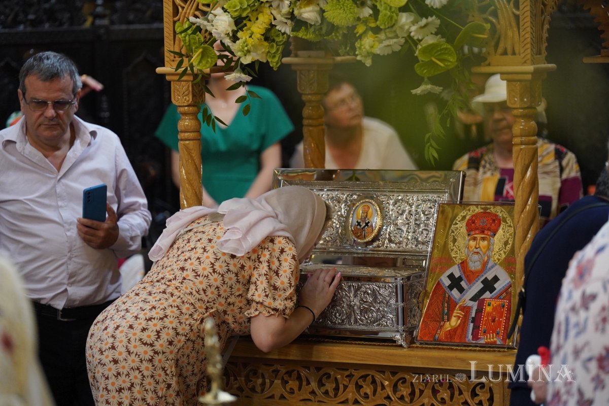 Sfântul Dionisie Erhan, prezent prin moaștele sale într‑o parohie din București 258915