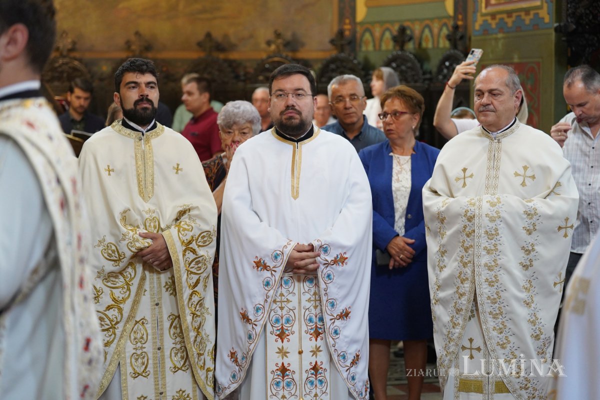 Sfântul Dionisie Erhan, prezent prin moaștele sale într‑o parohie din București 258916