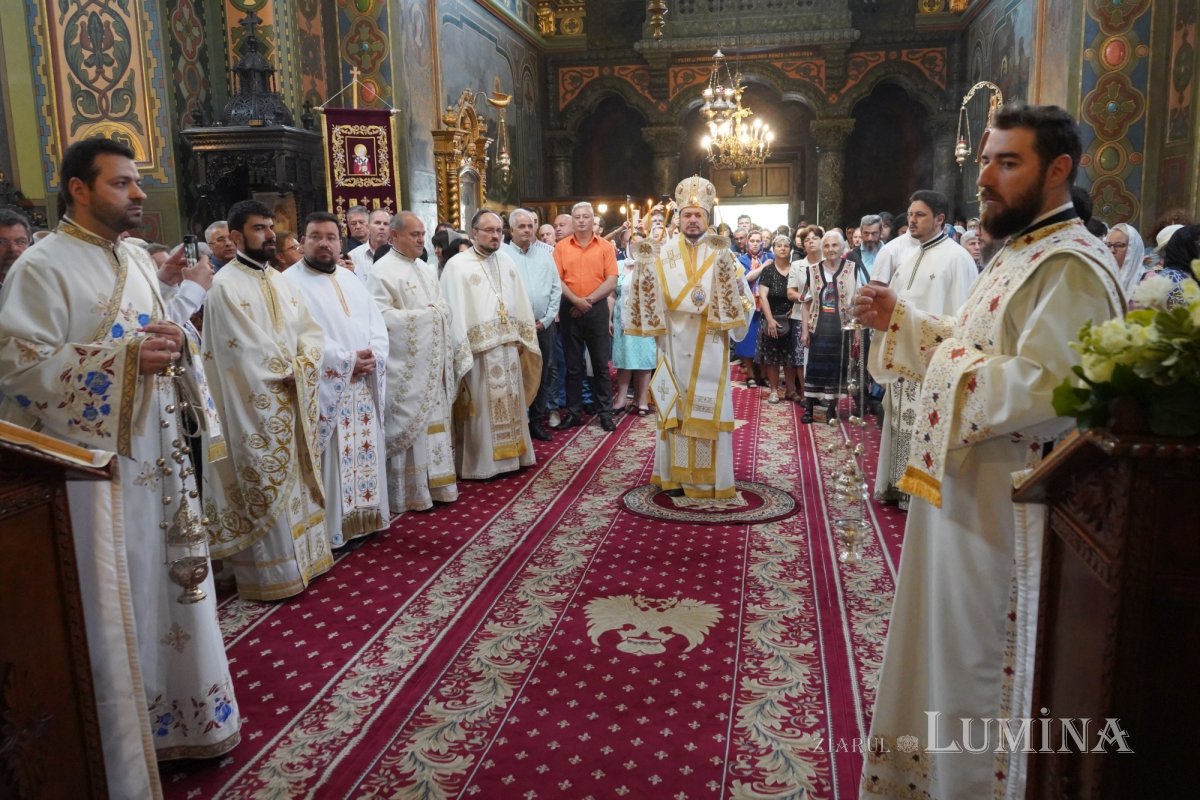 Sfântul Dionisie Erhan, prezent prin moaștele sale într‑o parohie din București 258928