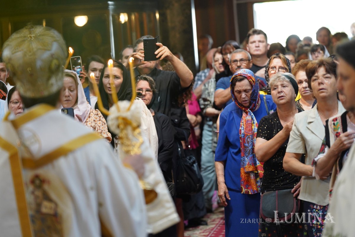 Sfântul Dionisie Erhan, prezent prin moaștele sale într‑o parohie din București 258930