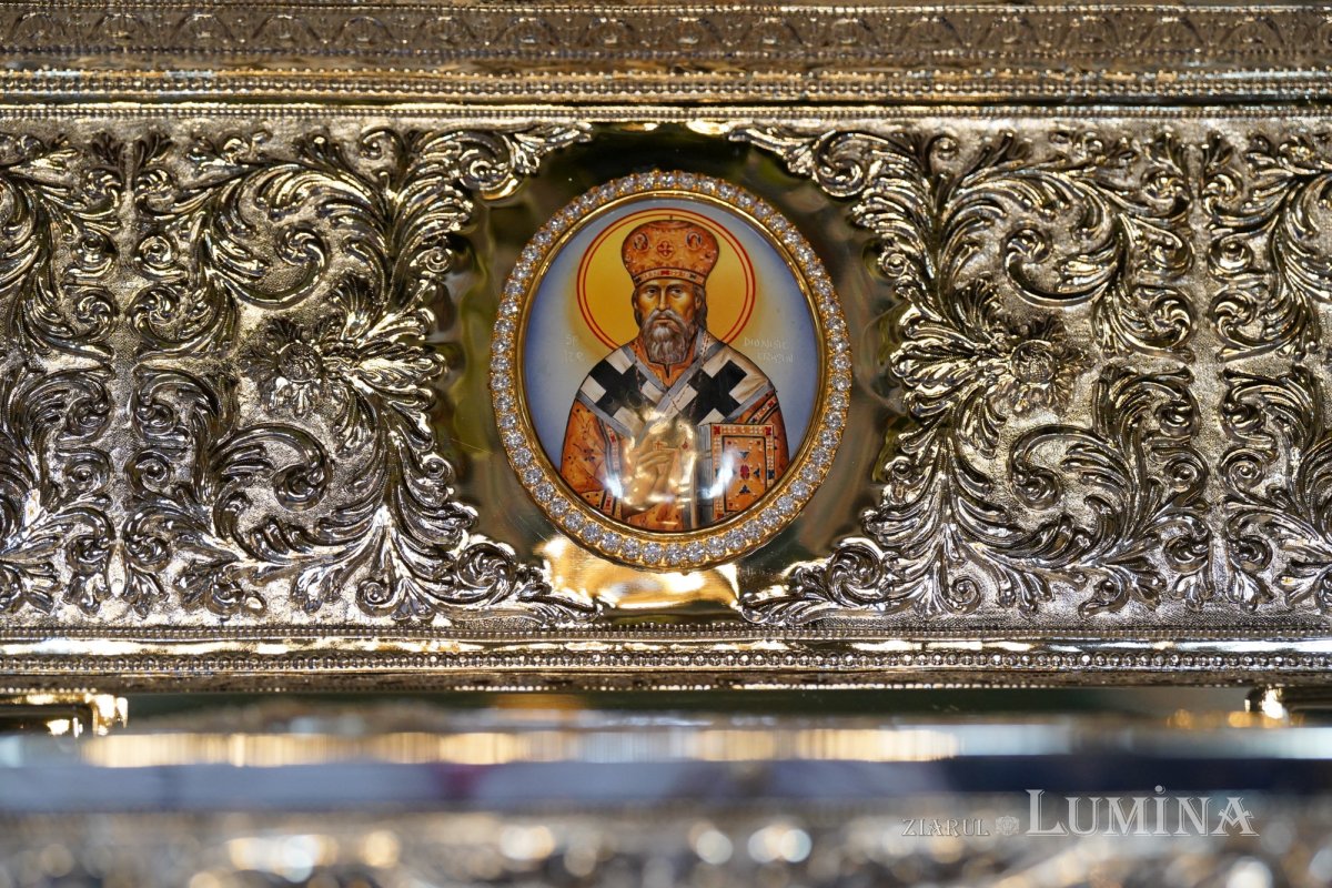 Sfântul Dionisie Erhan, prezent prin moaștele sale într‑o parohie din București 258952