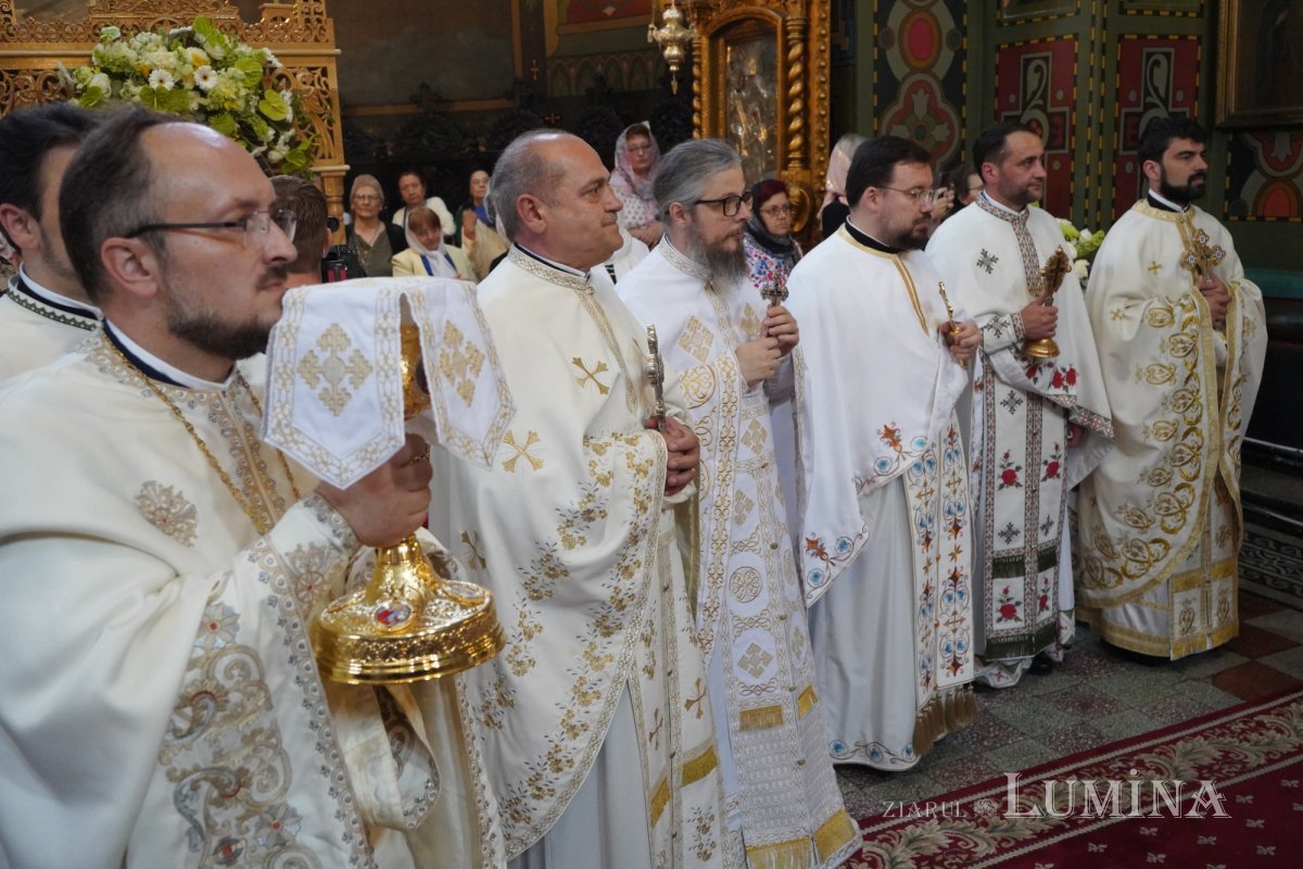 Sfântul Dionisie Erhan, prezent prin moaștele sale într‑o parohie din București 258958