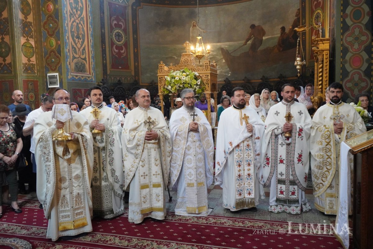 Sfântul Dionisie Erhan, prezent prin moaștele sale într‑o parohie din București 258959