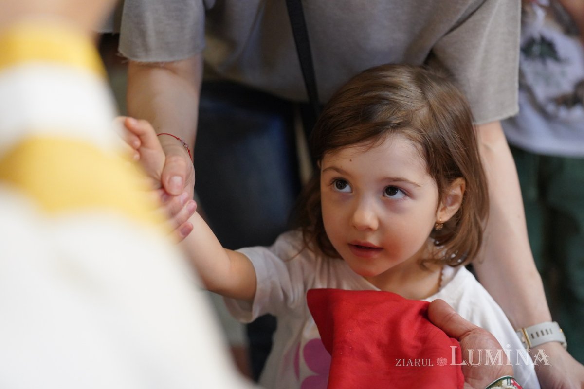 Sfântul Dionisie Erhan, prezent prin moaștele sale într‑o parohie din București 258978