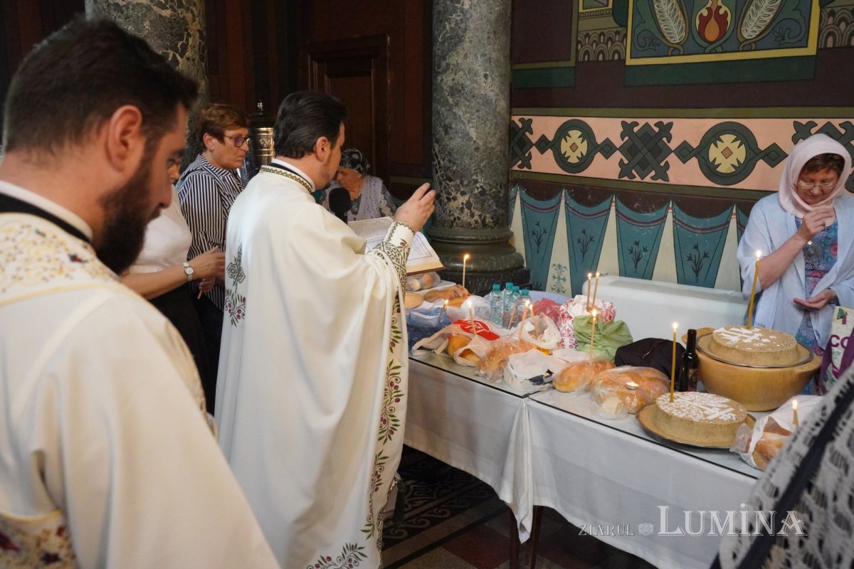 Sfântul Dionisie Erhan, prezent prin moaștele sale într‑o parohie din București 258981