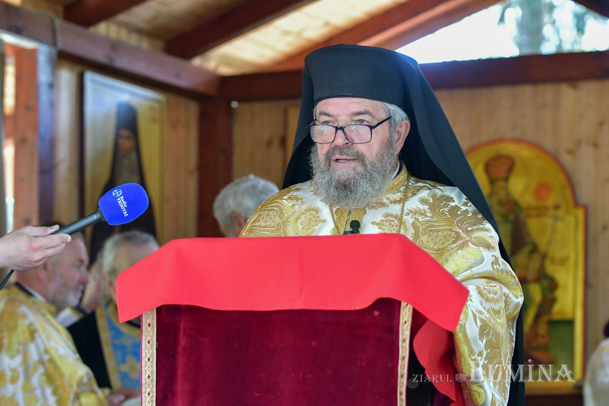 Sărbătorirea Sfântului Grigorie Dascălul la Mănăstirea Căldărușani 259476