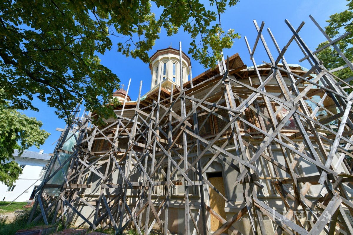 Sărbătorirea Sfântului Grigorie Dascălul la Mănăstirea Căldărușani 259477