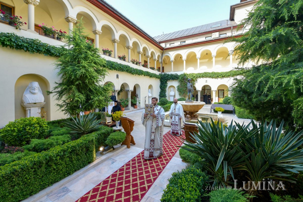 Botezătorul Ioan sărbătorit la Altarul de vară al Reședinței Patriarhale 259685