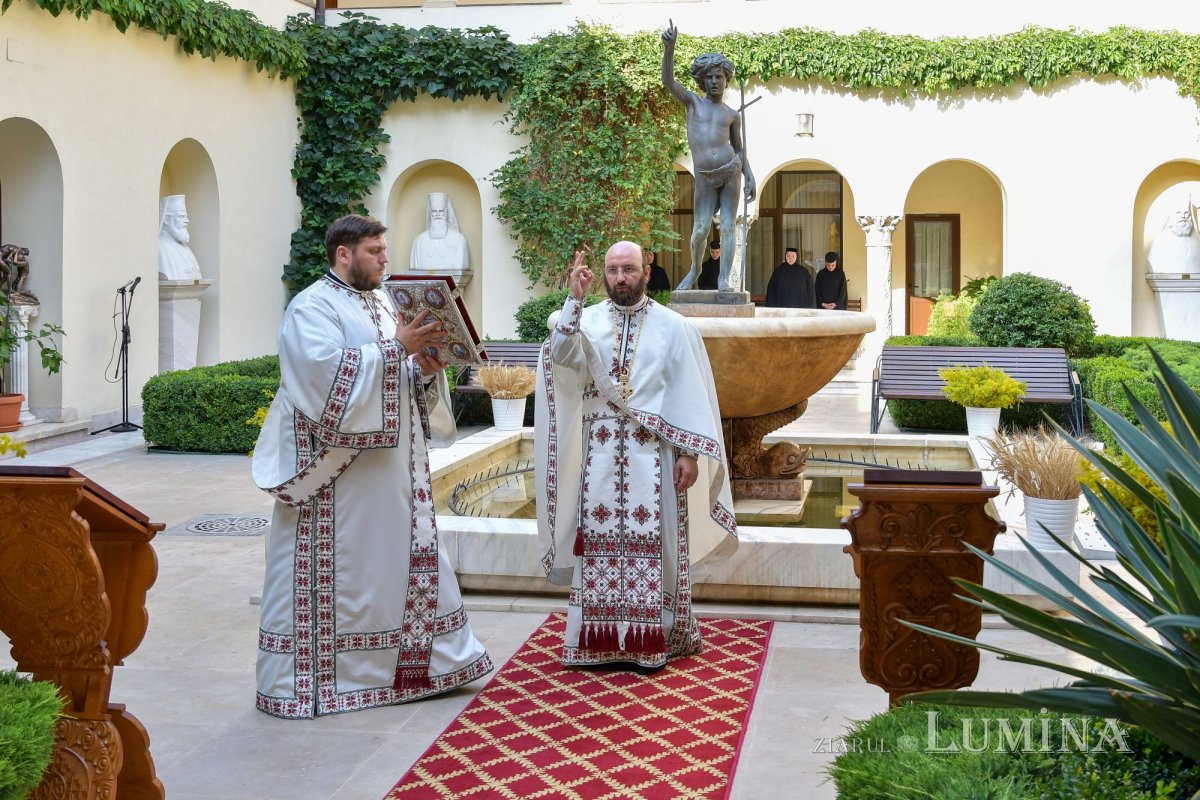 Botezătorul Ioan sărbătorit la Altarul de vară al Reședinței Patriarhale 259686