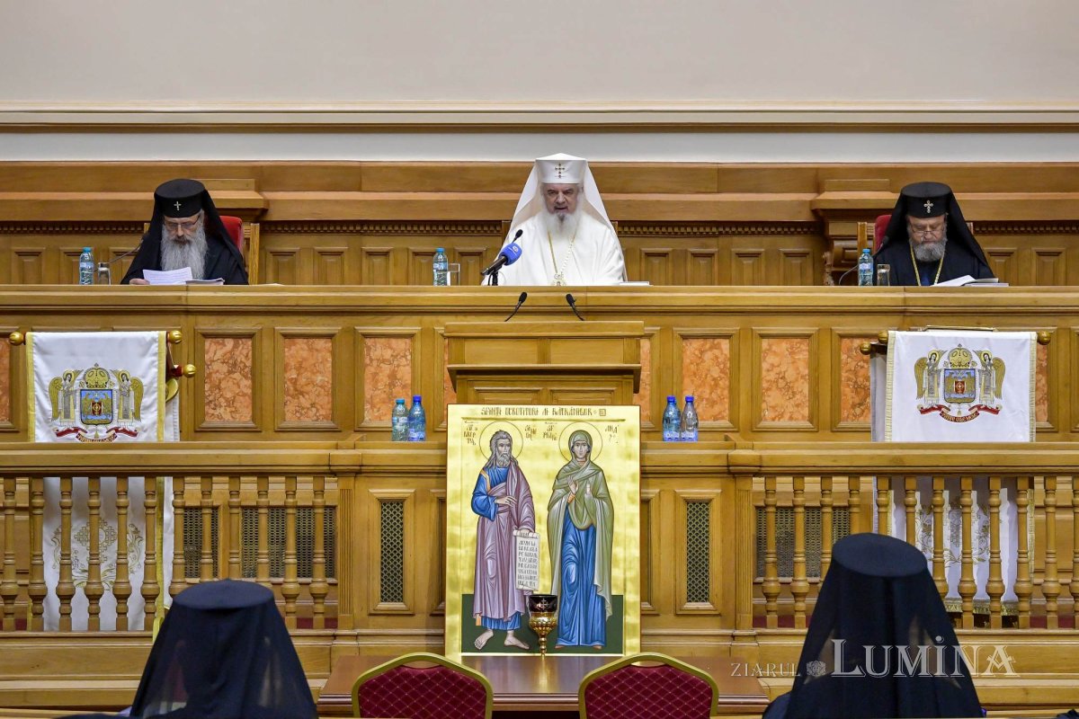 Doi noi Episcopi-vicari aleși de Sfântul Sinod 260599