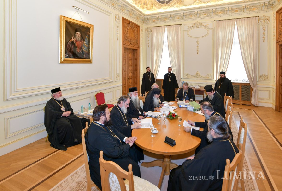 Doi noi Episcopi-vicari aleși de Sfântul Sinod 260606