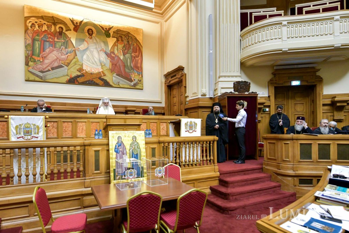 Doi noi Episcopi-vicari aleși de Sfântul Sinod 260614