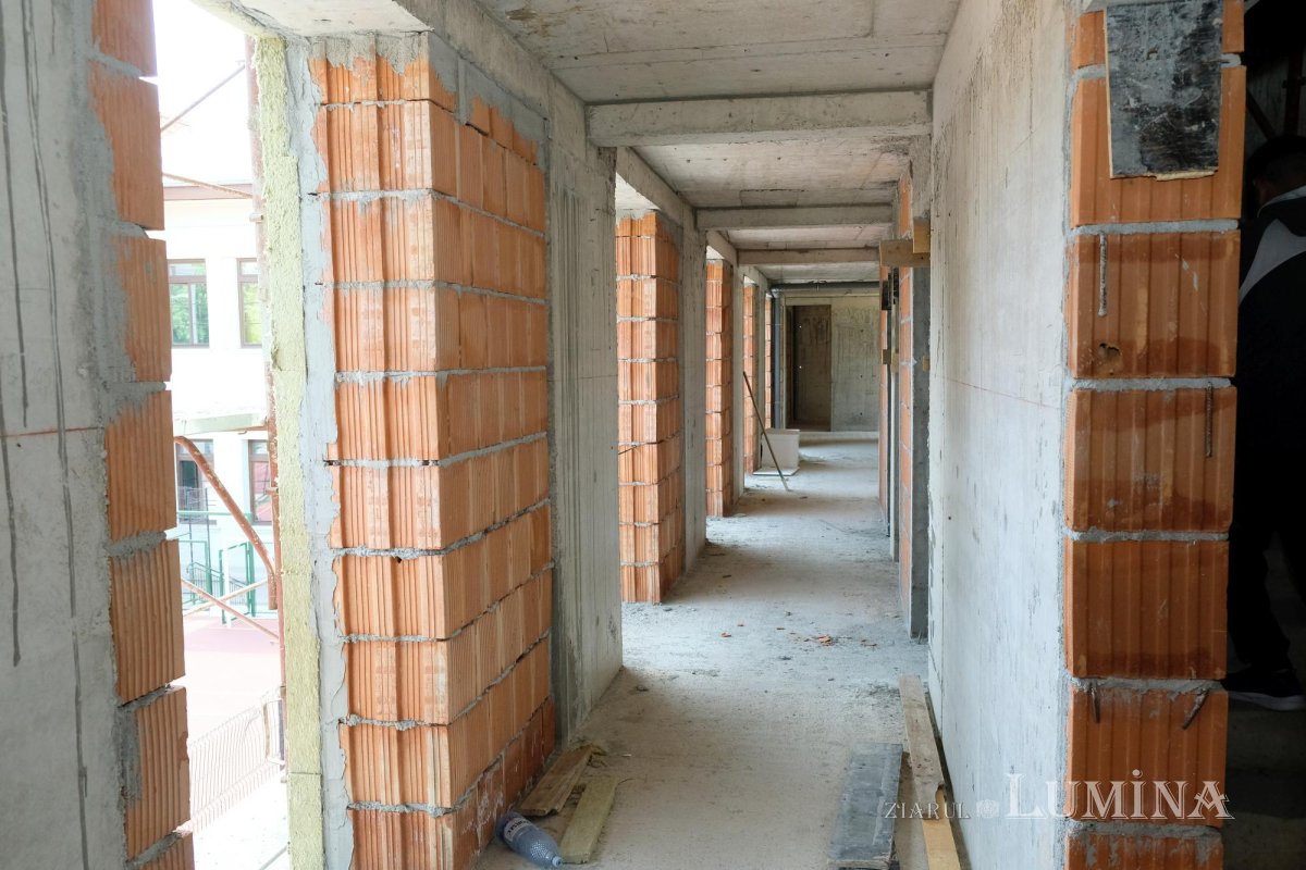 Educație și filantropie la Parohia Mavrogheni din București 261079