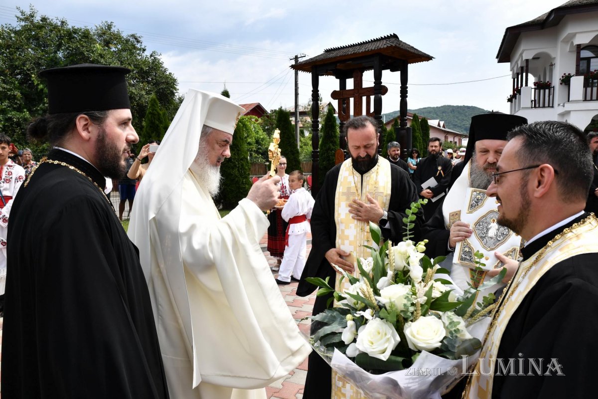 Patriarhul României a binecuvântat prima creșă a Arhiepiscopiei Bucureștilor 261350