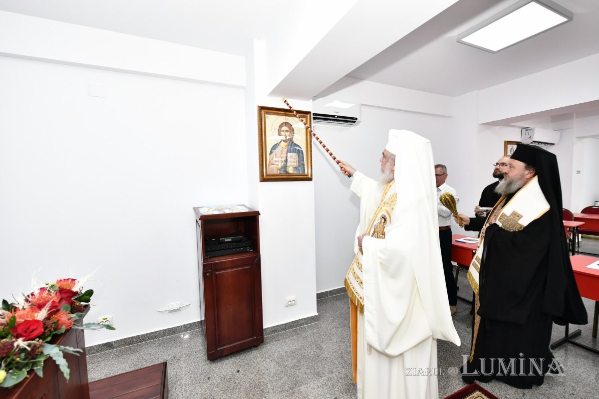 Patriarhul României a binecuvântat prima creșă a Arhiepiscopiei Bucureștilor 261364