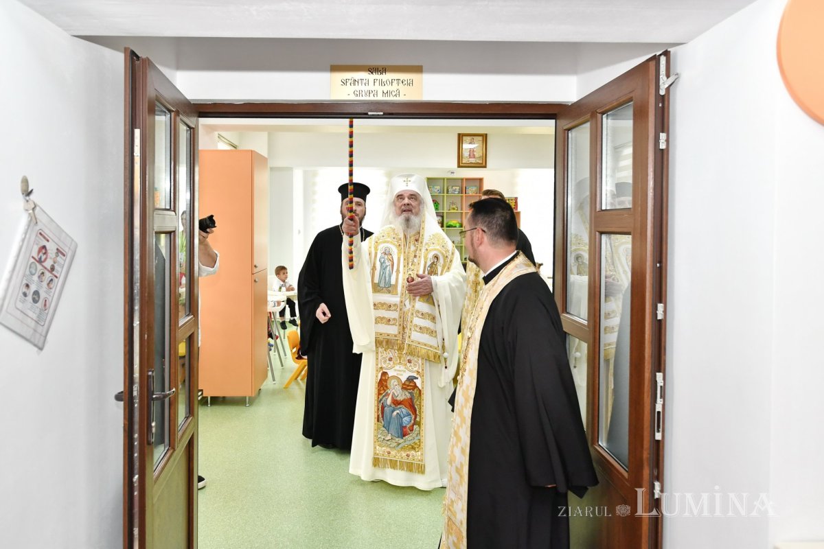 Patriarhul României a binecuvântat prima creșă a Arhiepiscopiei Bucureștilor 261369