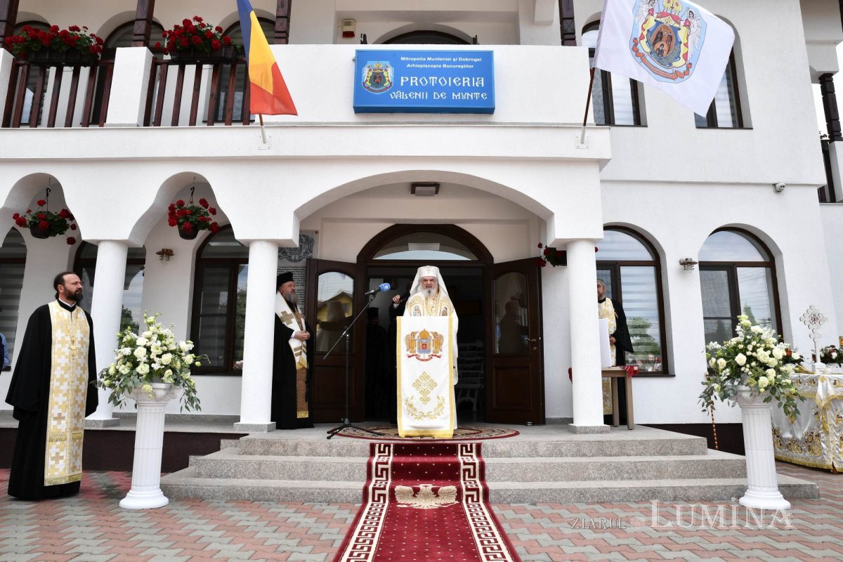 Patriarhul României a binecuvântat prima creșă a Arhiepiscopiei Bucureștilor 261371